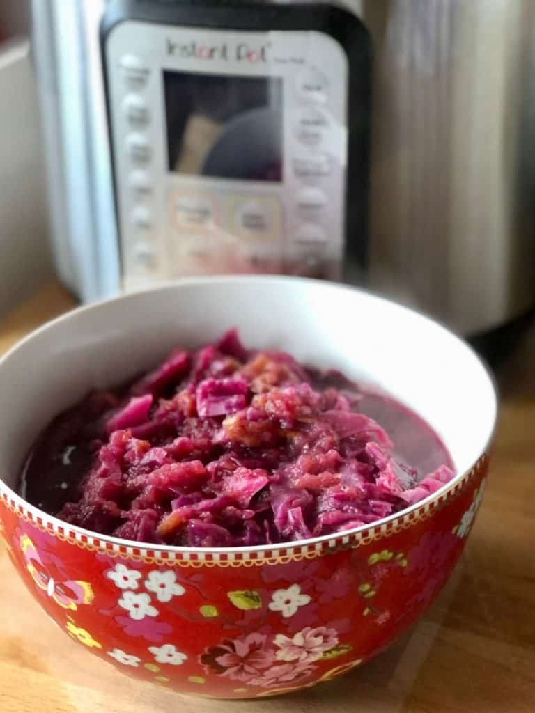 How to pressure cook an Easy Instant Pot Cranberry Sauce