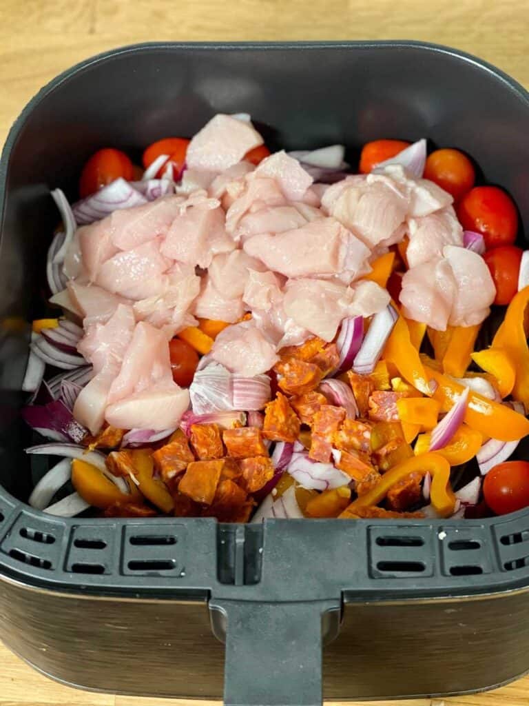 Step 1. Airfryer Chicken and Chorizo recipe