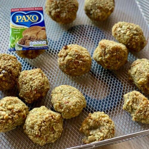 Photos of balls of Paxo Sage and Onion Stuffing seen in a mesh basket with a packet of Paxo Sage and Onion on the top left